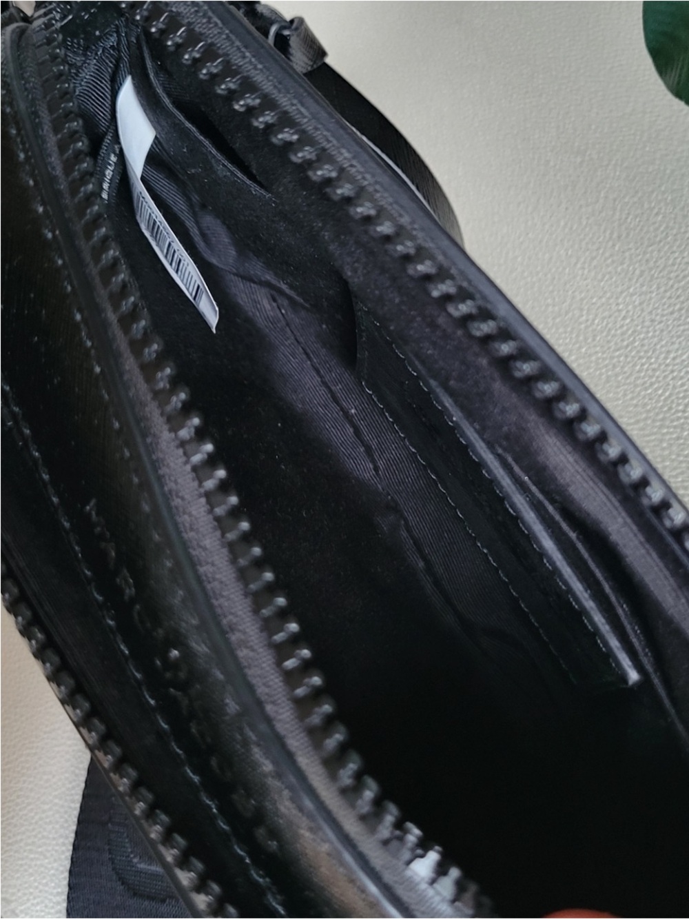 Marc Jacobs The Snapshot Leather Crossbody Camera Bag - Picture 9 of 9
